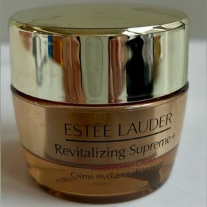 Estée Lauder Revitalizing Supreme + Youth
Power Crème